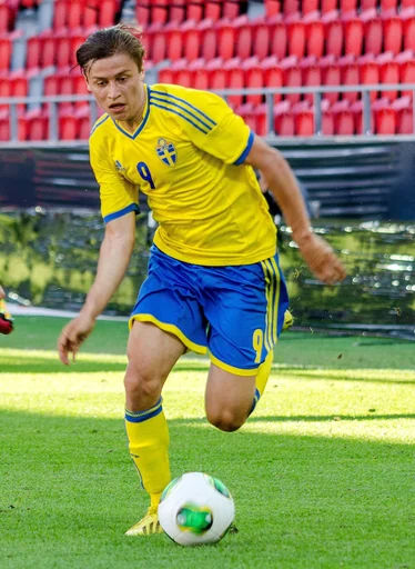 Симон Терн