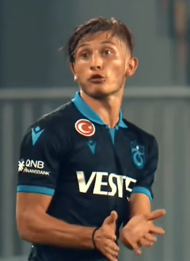 Серкан Асан