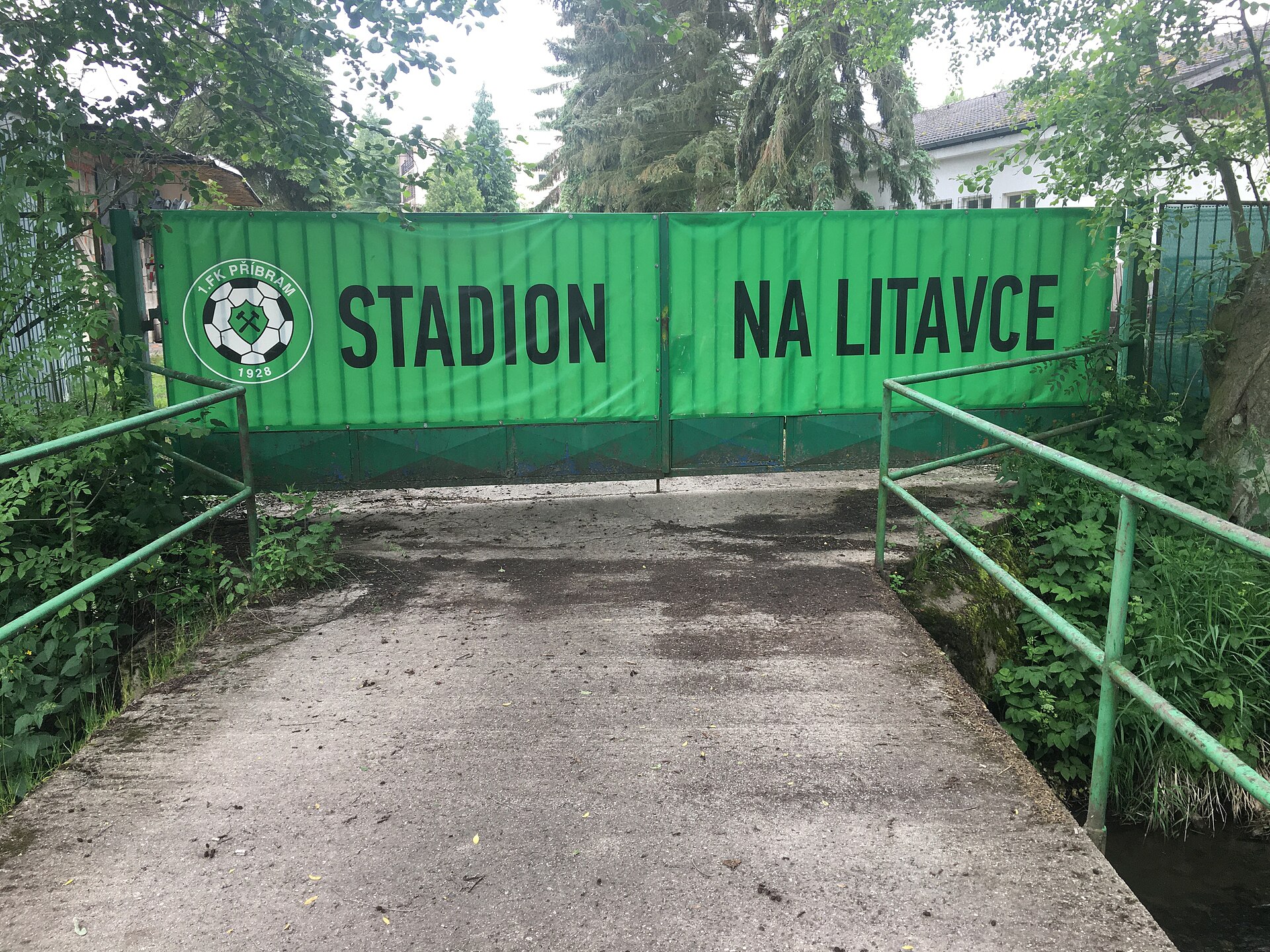 Boční vchod