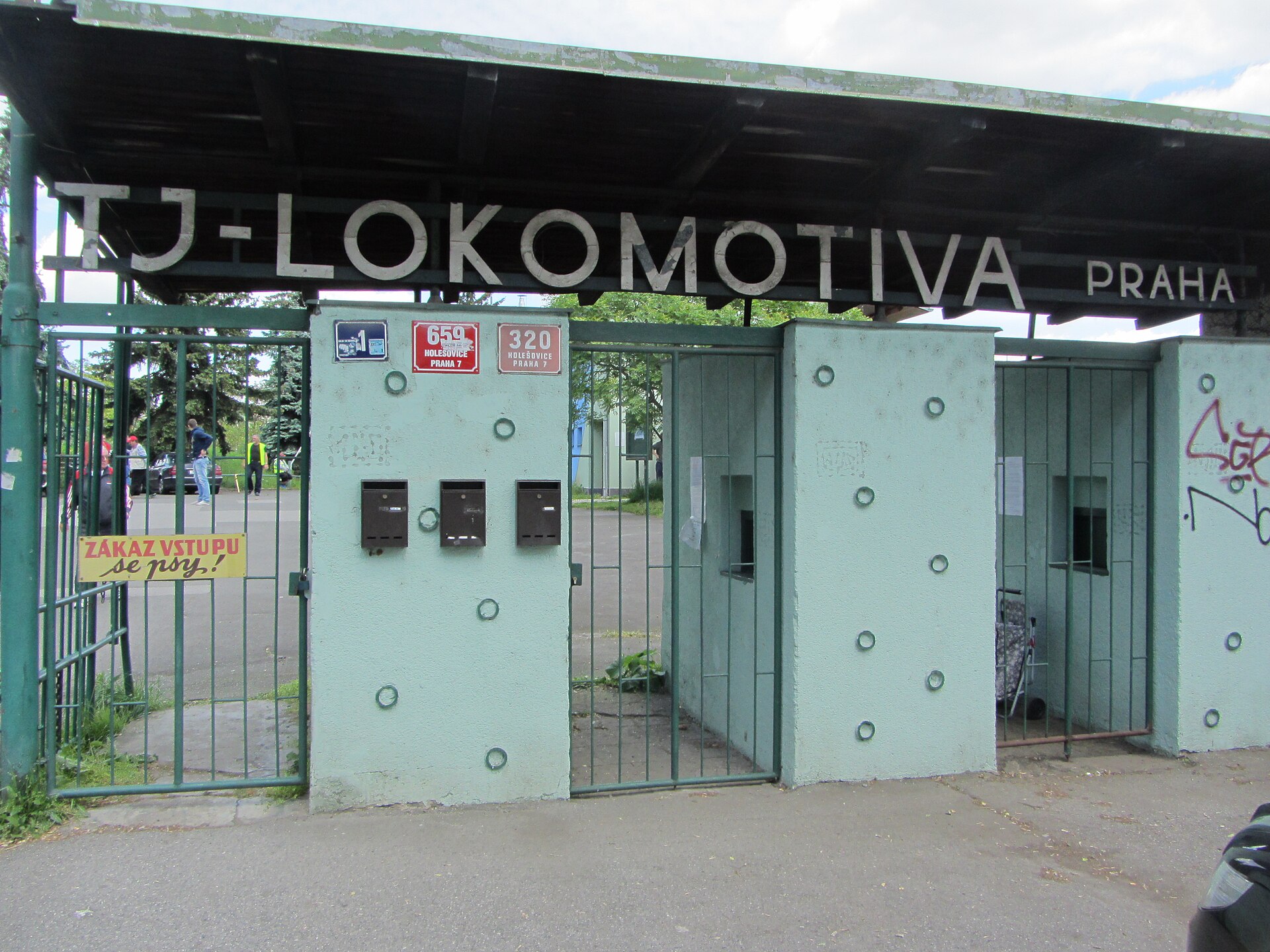 Main entrance at Stadion na Plynárně, Prague