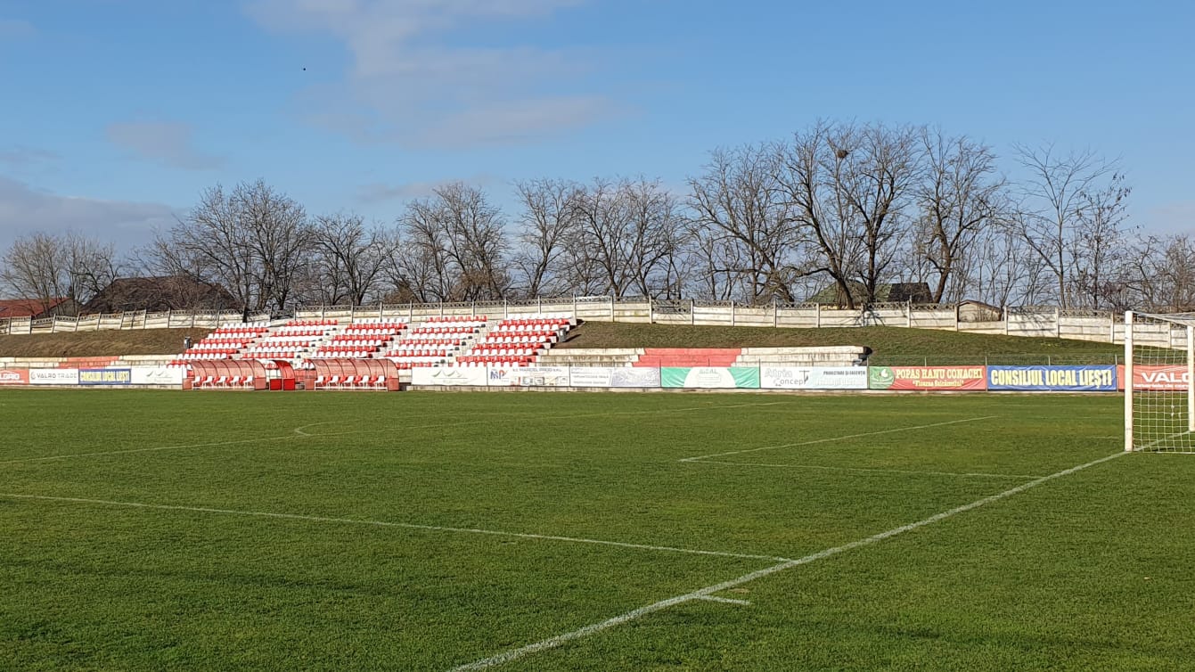 Stadionul Comunal Liești