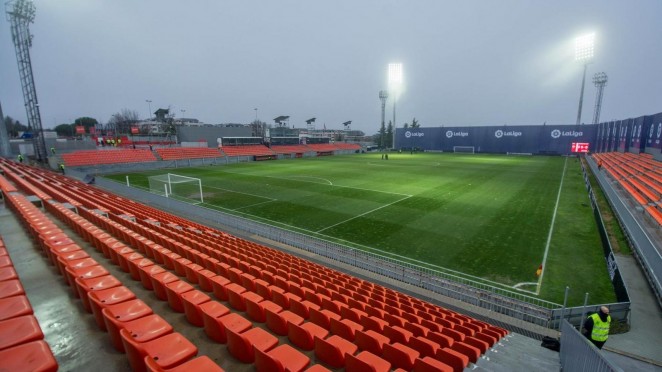 Foto del estadio donde juega sus partidos el C.F. Rayo Majadahonda
