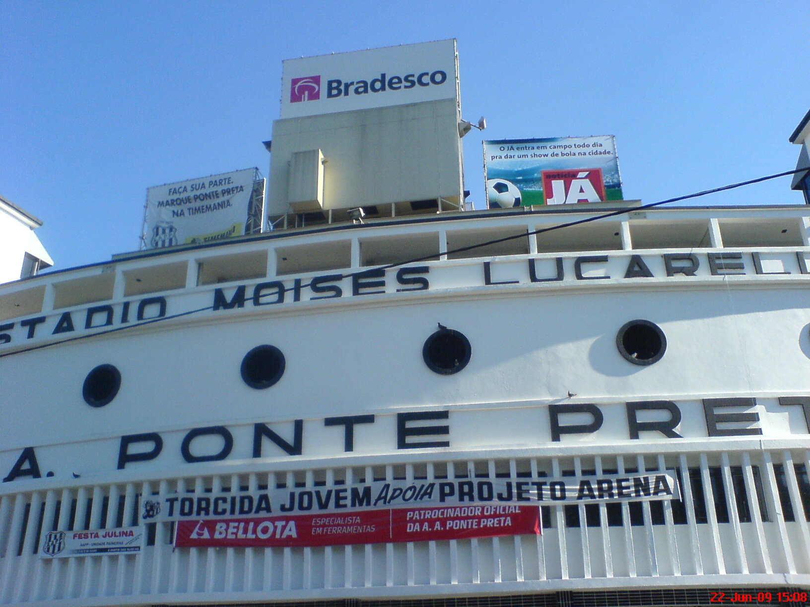 Estádio Moisés Lucarelli