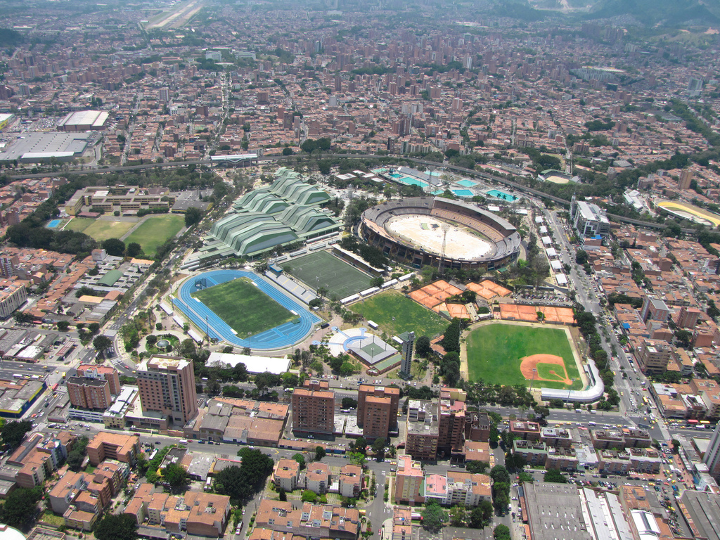 Unidad deportiva Atanasio Girardot - Cuatro días antes de la inauguración de los Juegos Suramericanos de Medellín 2010 - Antioquia - Colombia
