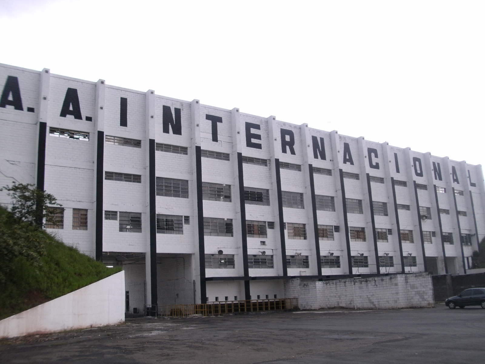 O Estádio Major José Levy Sobrinho ou Limeirão é um estádio de futebol localizado na cidade de Limeira, no estado de São Paulo. O nome do estádio é uma homenagem ao doador do terreno onde foi construído o estádio.