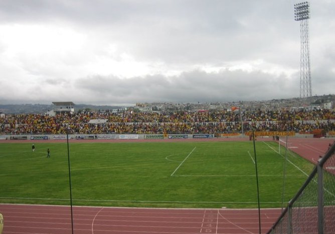 Ultimo partido de Sociedad Deportiva Aucas en Ibarra en donde hubo cerca de 17.000 personas las cuales más de 12.000 eran simpatizantes de Aucas