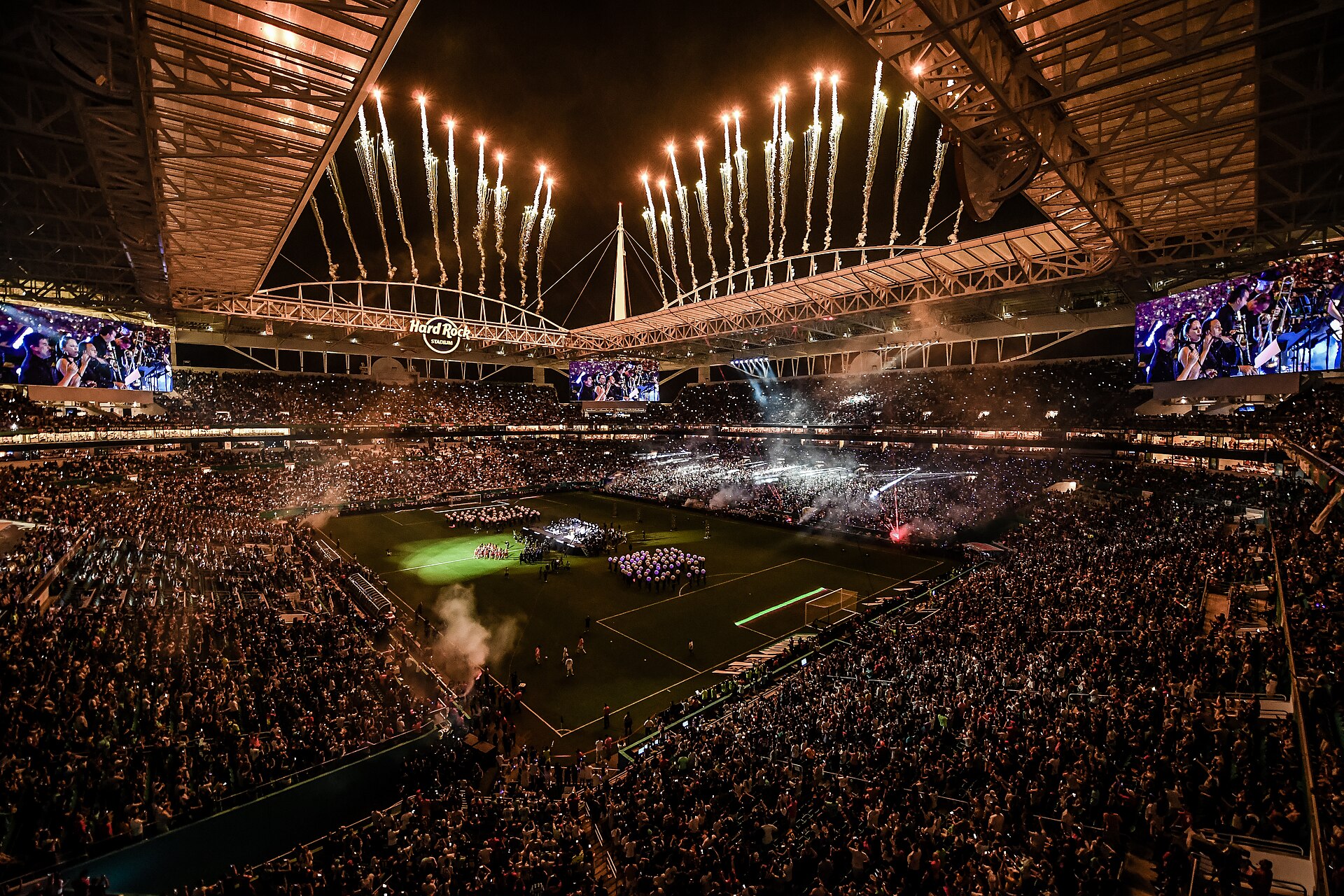 Marc Anthony performs at halftime of El Clásico Miami on July 29, 2017.