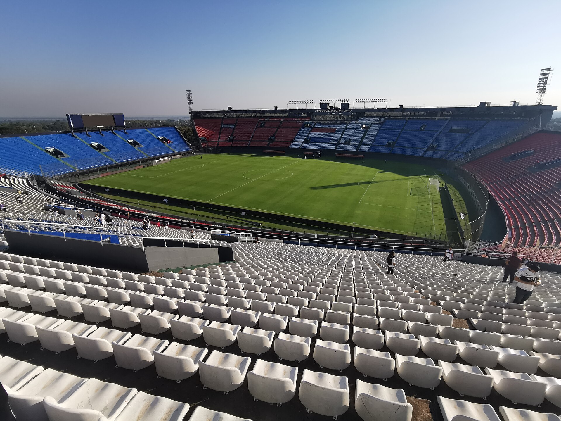 Vista panorámica del estadio Defensores del Chaco, en Asunción, Paraguay. Previo al partido de vuelta, fase octavos de final, de la Copa Libertadores 2019 entre Club Olimpia (PAR) y Liga Deportiva Universitaria de Quito (ECU).