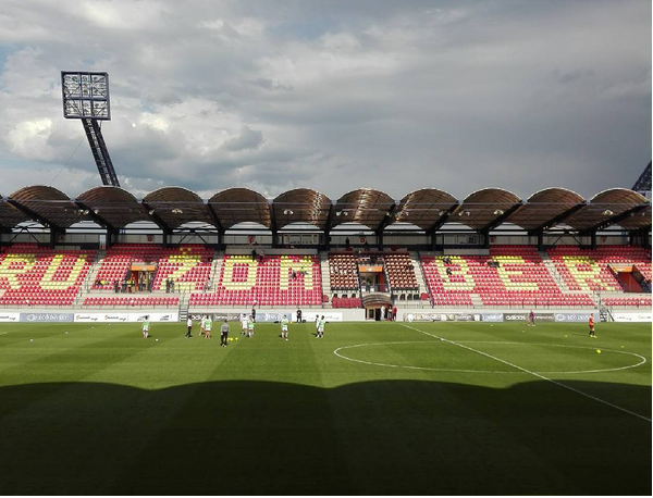 Stadium pod Cebratom
