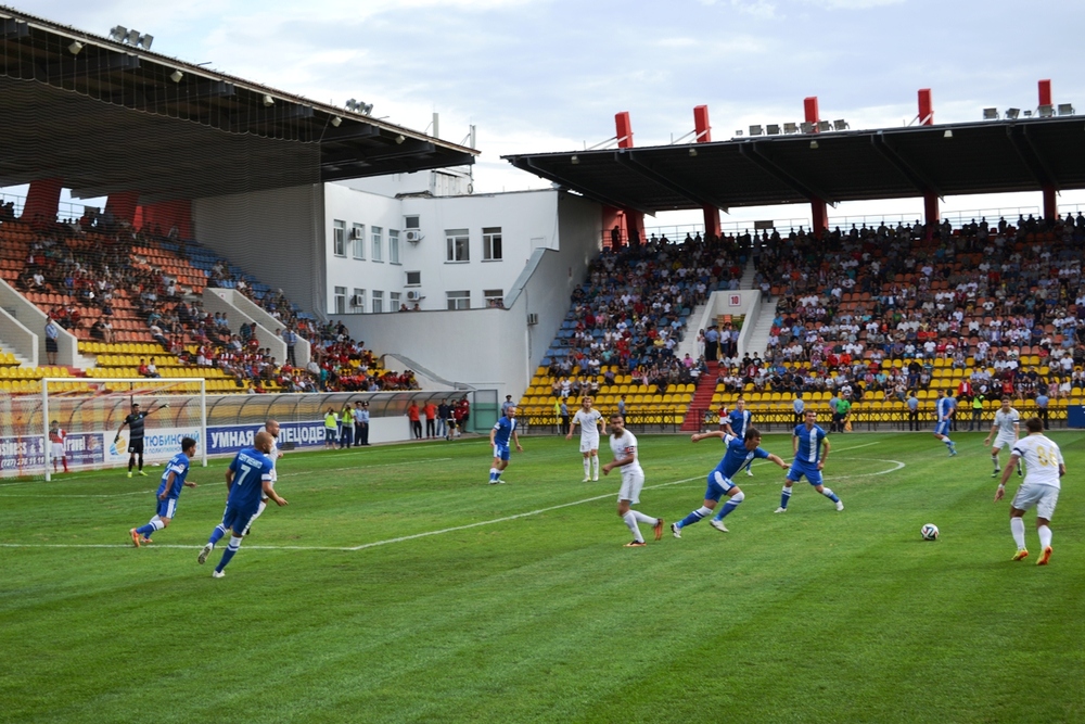 Центральный стадион (Актобе).