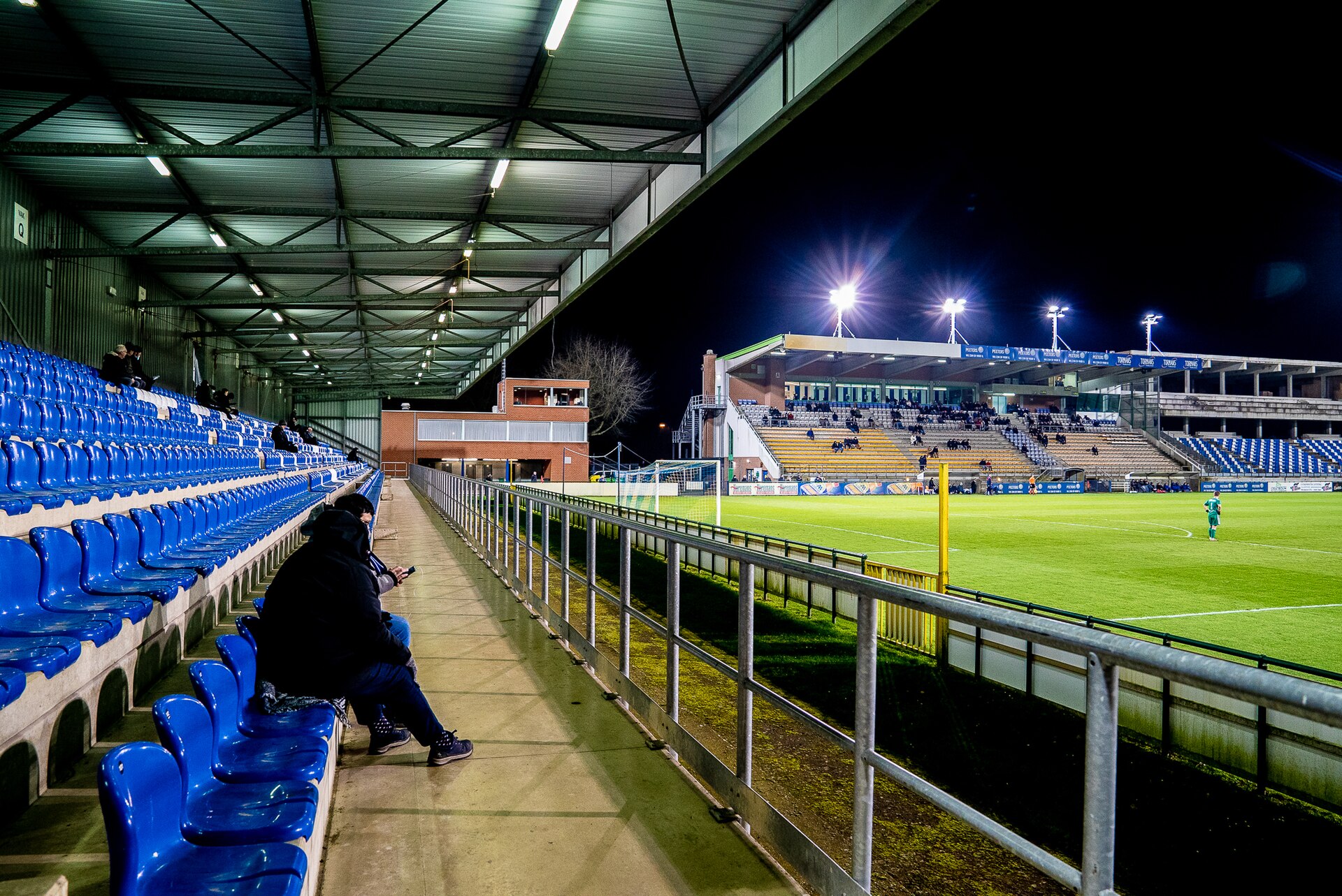 Stadion De Leunen