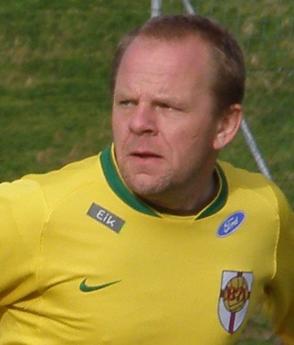 Brandur Sandoy is currently (2010) the mayor of Sandur Municipality in the island of Sandoy in the Faroe Islands . He is also a former B71 Sandoy football player, a defender. He played two international matches in 1996 against FC Apoel Nicosia in the UEFA Intertoto. Brandur Sandoy is a farmer, he ru