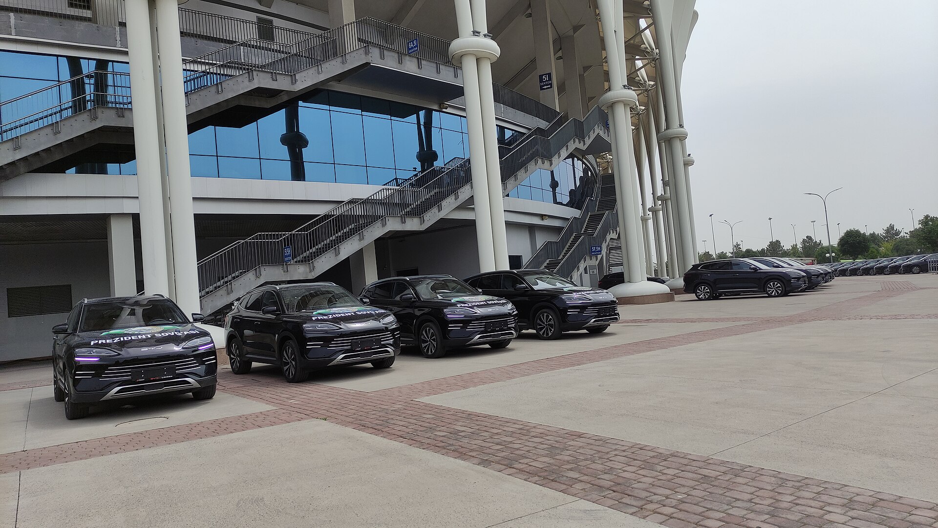 Узбекистон Стадиони