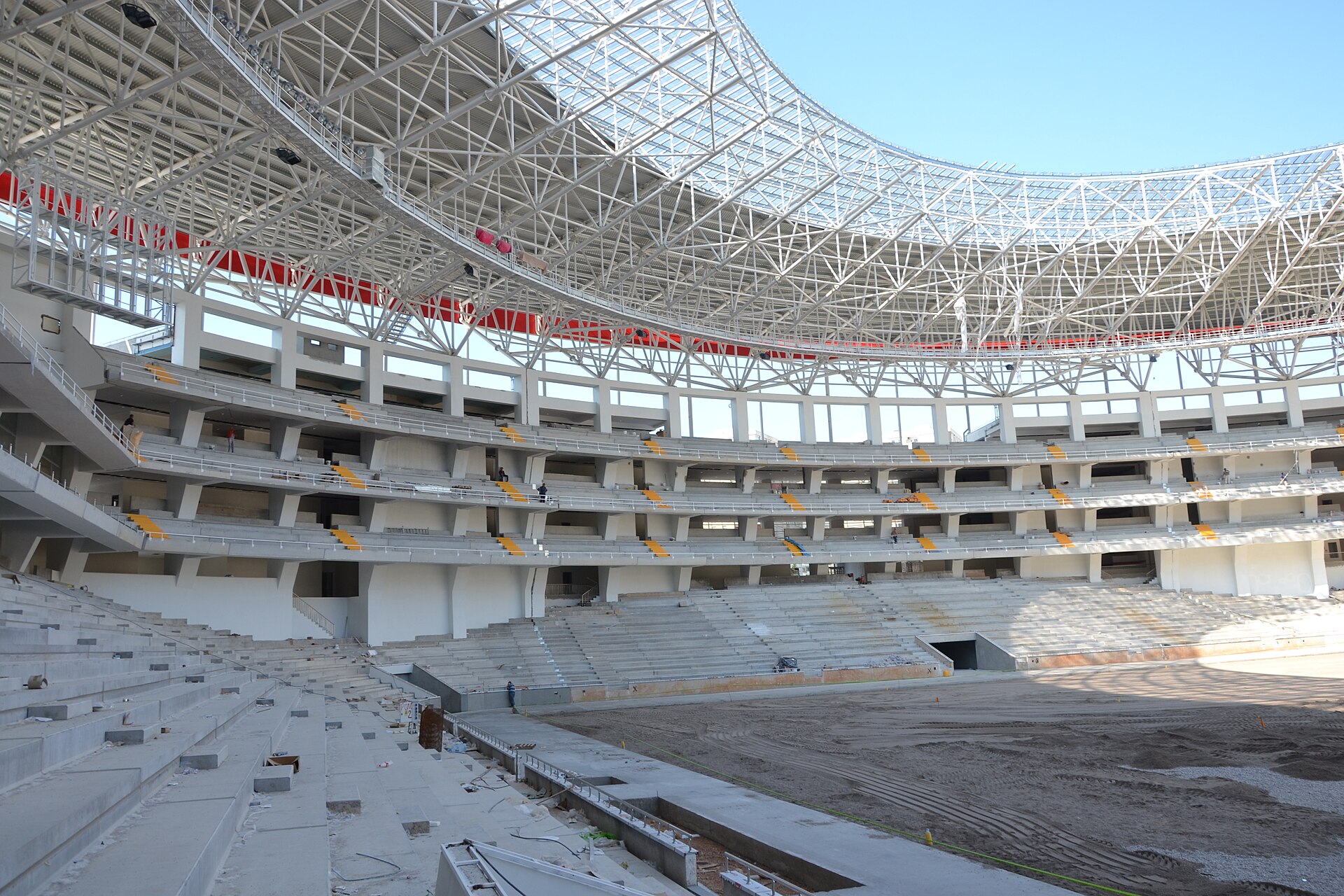 Antalya Arena İnşaatının Nisan 2015'teki durumu