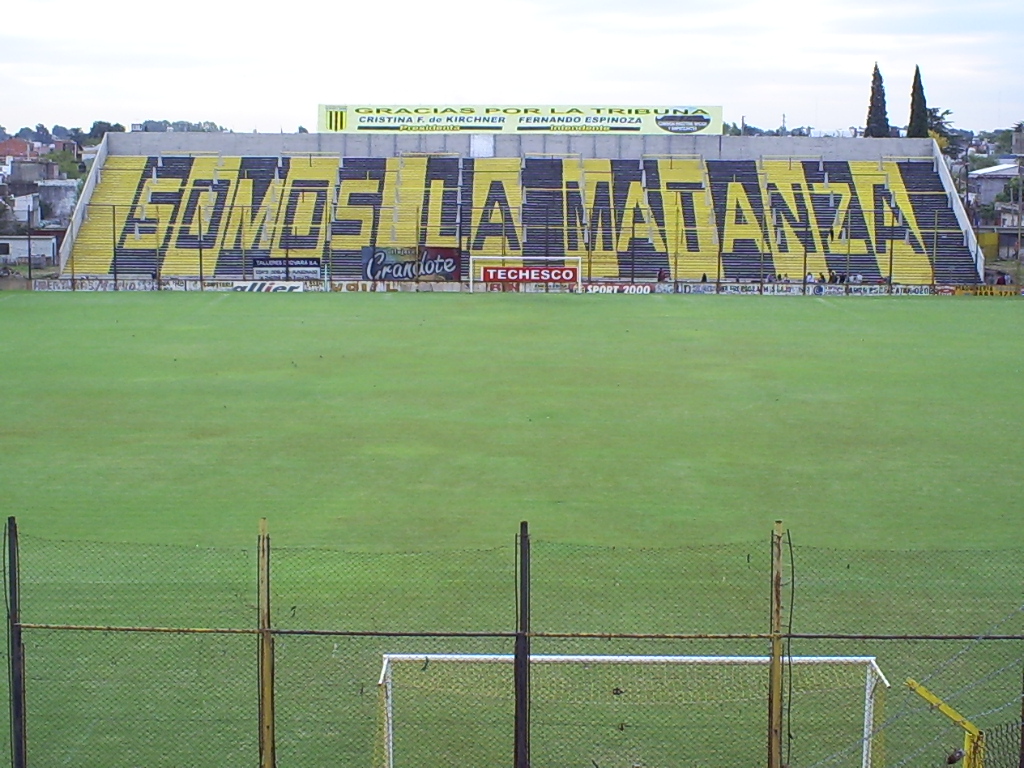 Estadio del Club Almirante Brown de San Justo, en Isidro Casanova, partido de La Matanza, provincia de Buenos Aires, Argentina.