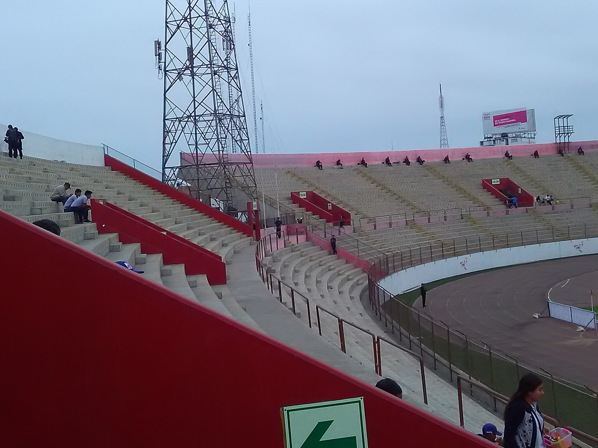 Эстадио Мансиче