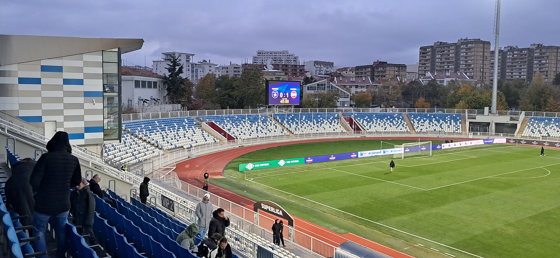 Fadil-Vokrri-Stadion