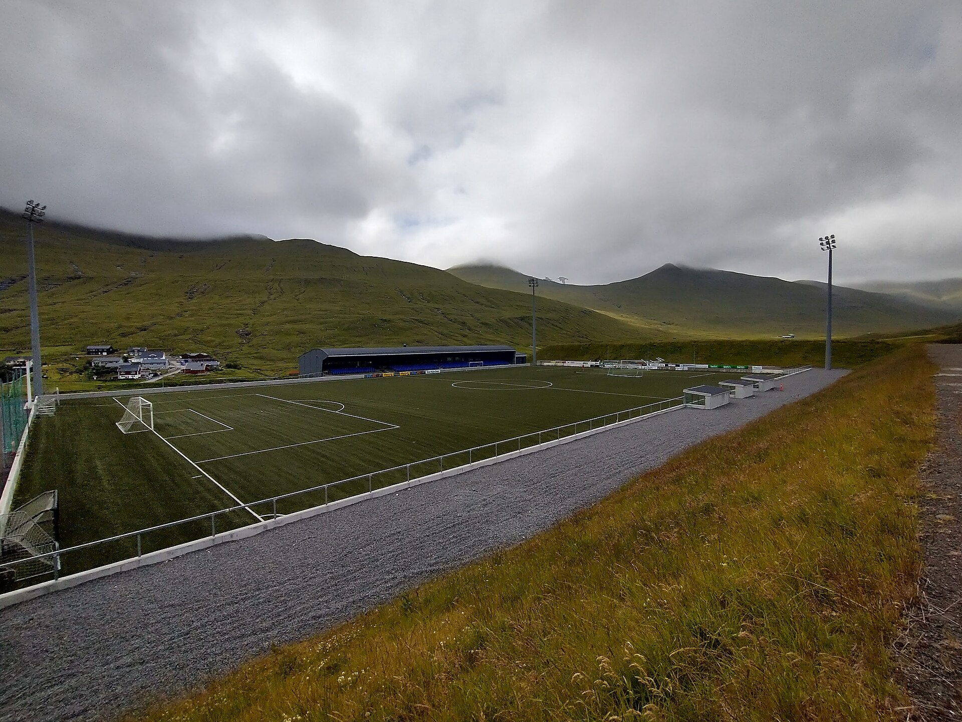 Het Við Margáir stadion van EB/Streymur in Streymnes, Faeröer eilanden.