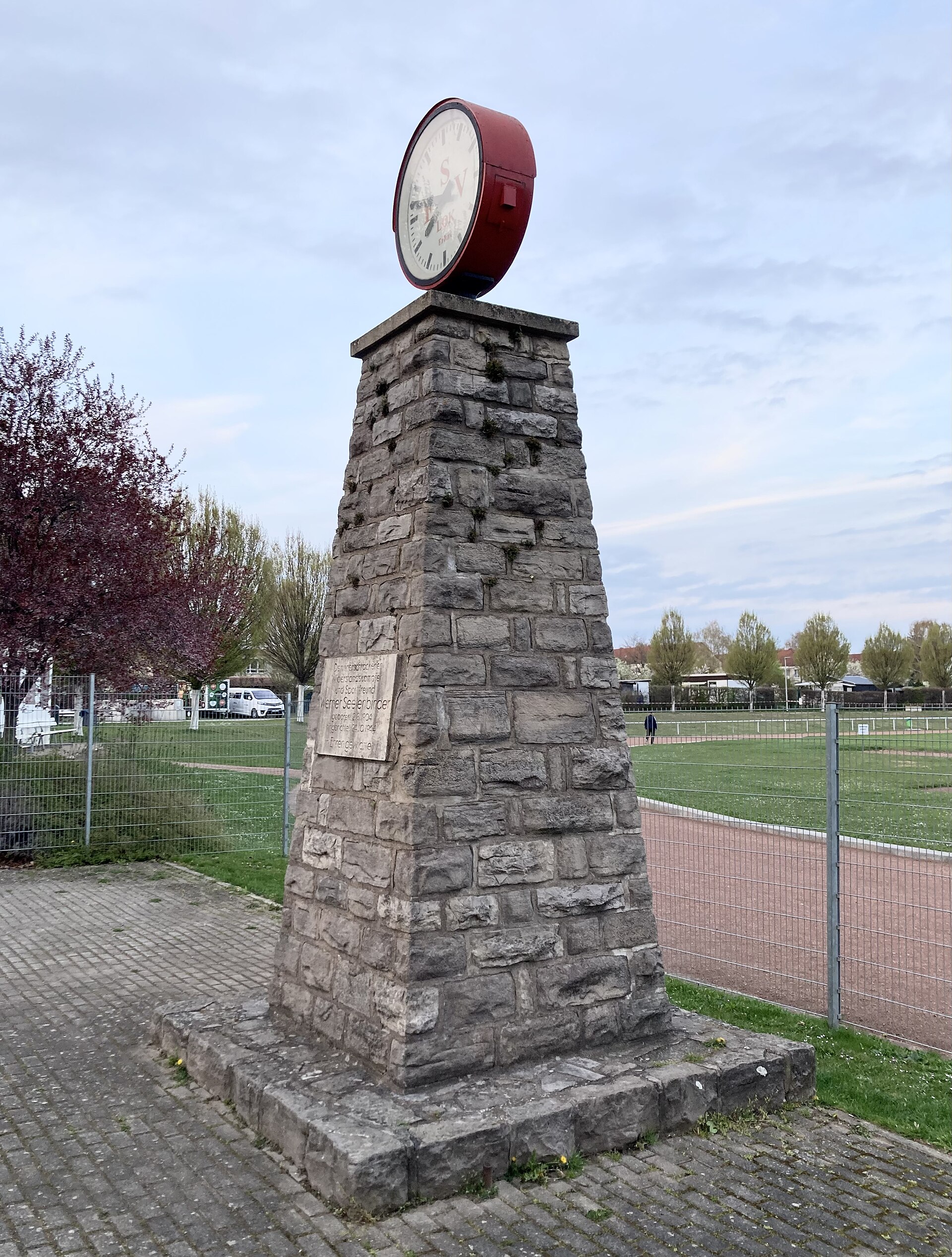 Werner Seelenbinder Monument, Stadium, ESV Lokomotive Erfurt 1927 e.V., Wilhelm-Busch-Straße 35, Daberstedt, 99099 Erfurt, Germany