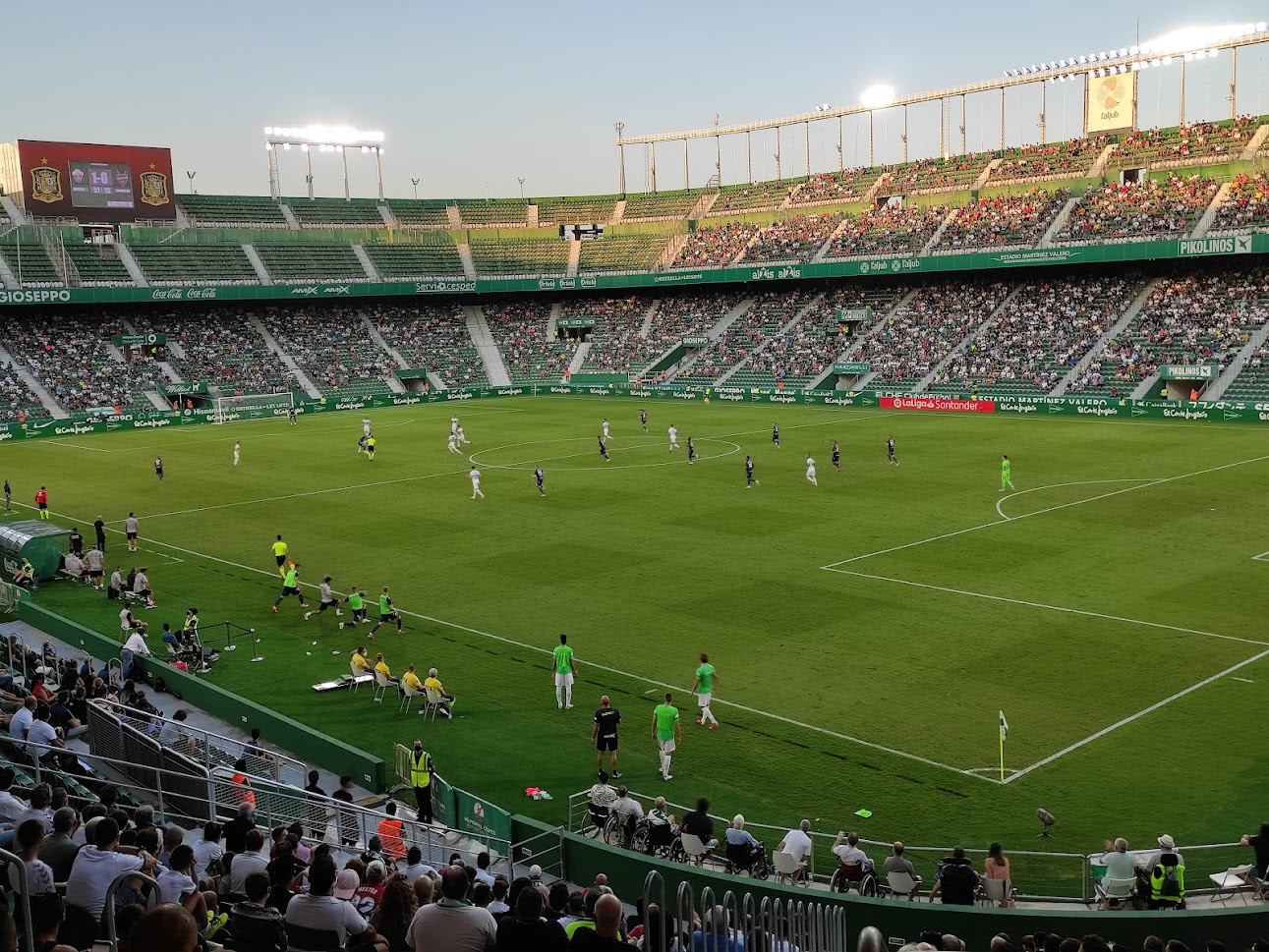Fotografía tomada durante el transcurso del partido que enfrentó al Elche CF frente al Levante UD (temporada 2020/21).