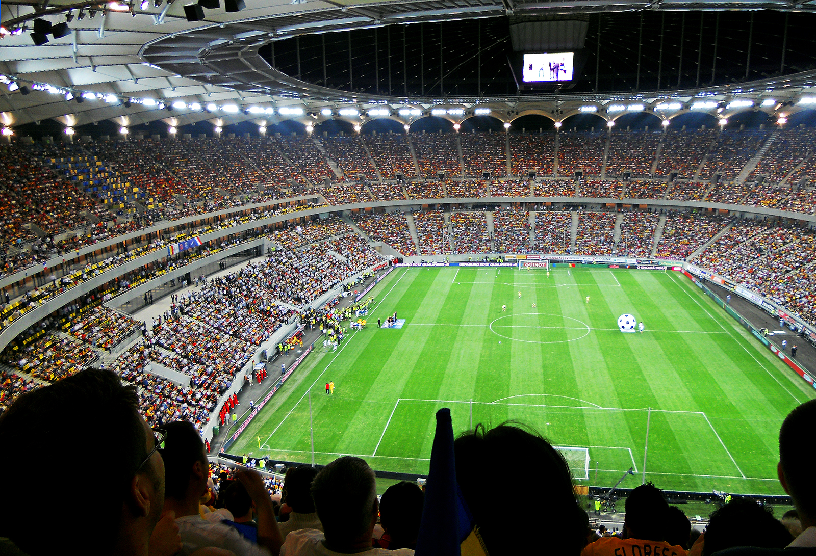 Romania vs France, opening match