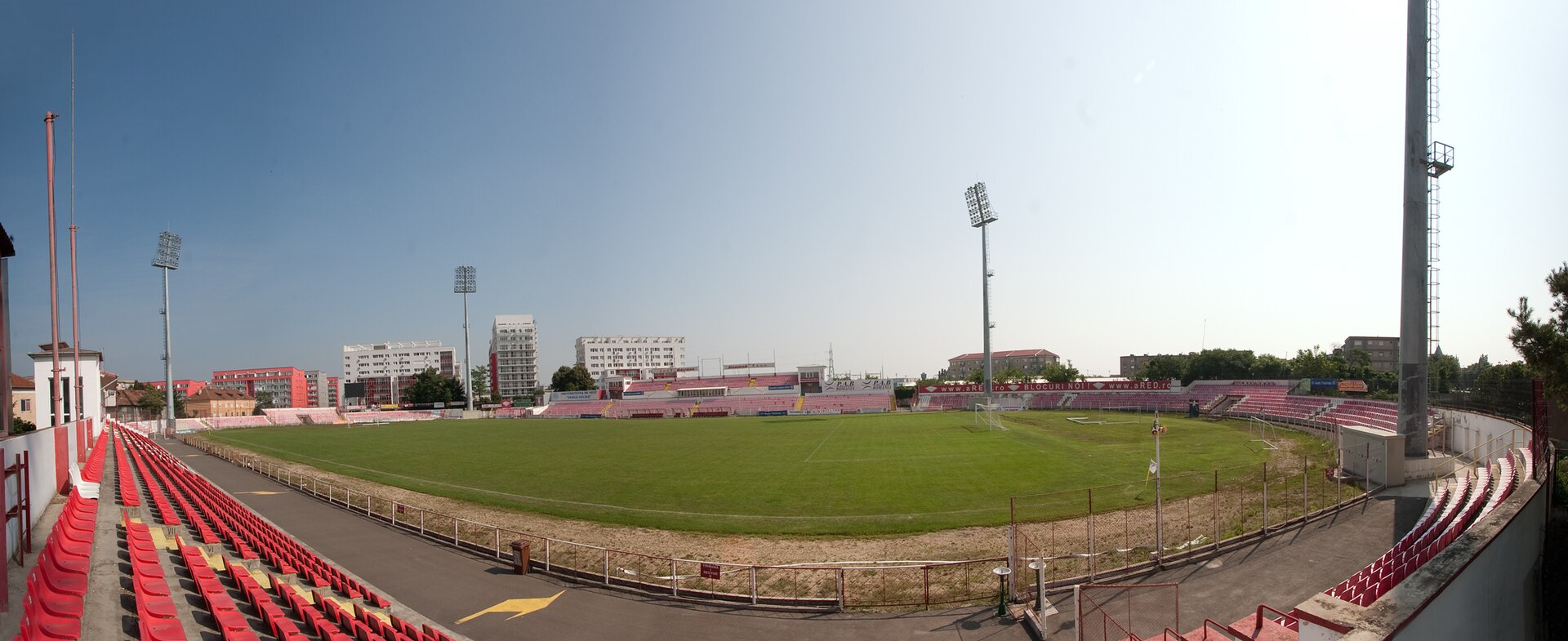 Stadionul Francisc von Neumann - Fußballstadion UTA in Arad , Rumänien