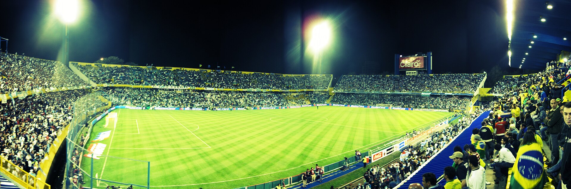 Imagen del Estadio Gigante de Arroyito del Club Atlético Rosario Central en el partido que enfrentó a las selecciones nacionales de Argentina y Brasil el 11 de septiembre de 2009 por las Eliminatorias Sudamericanas para la Copa del Mundo 2010.