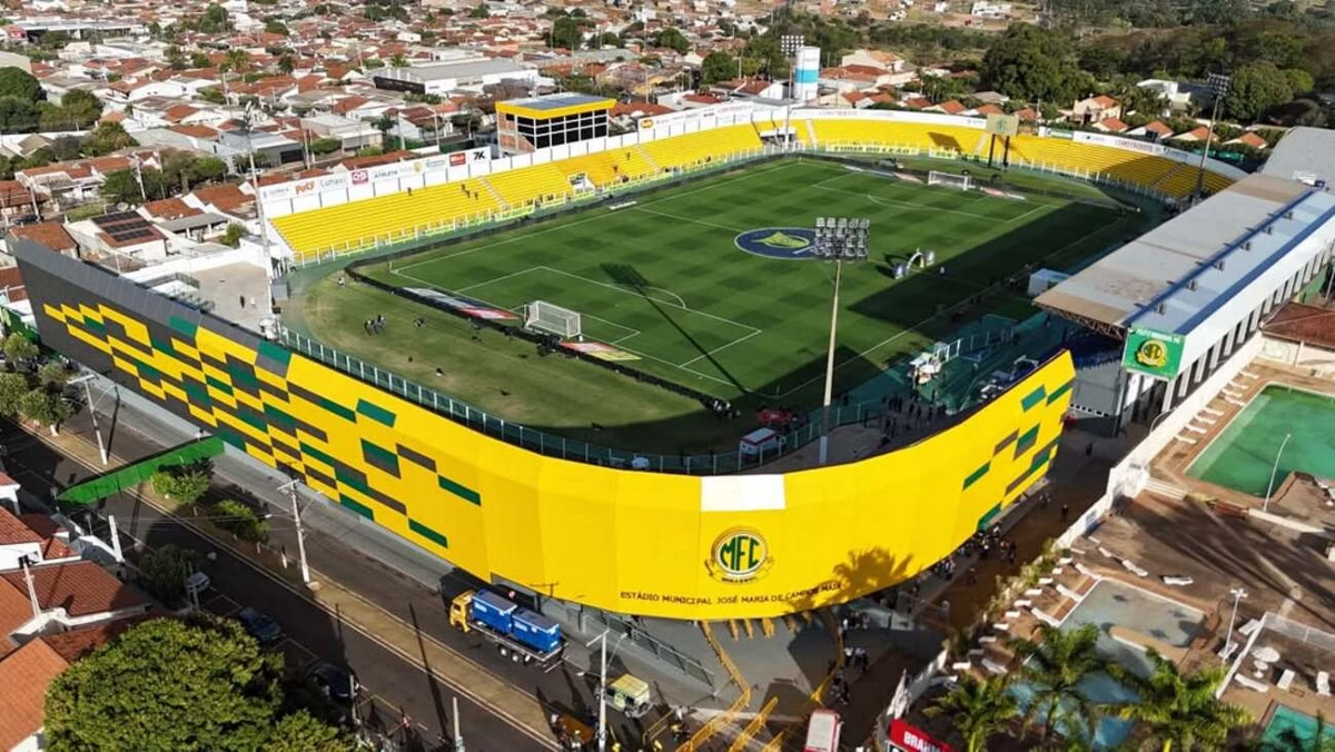 Estádio José Maria de Campos Maia