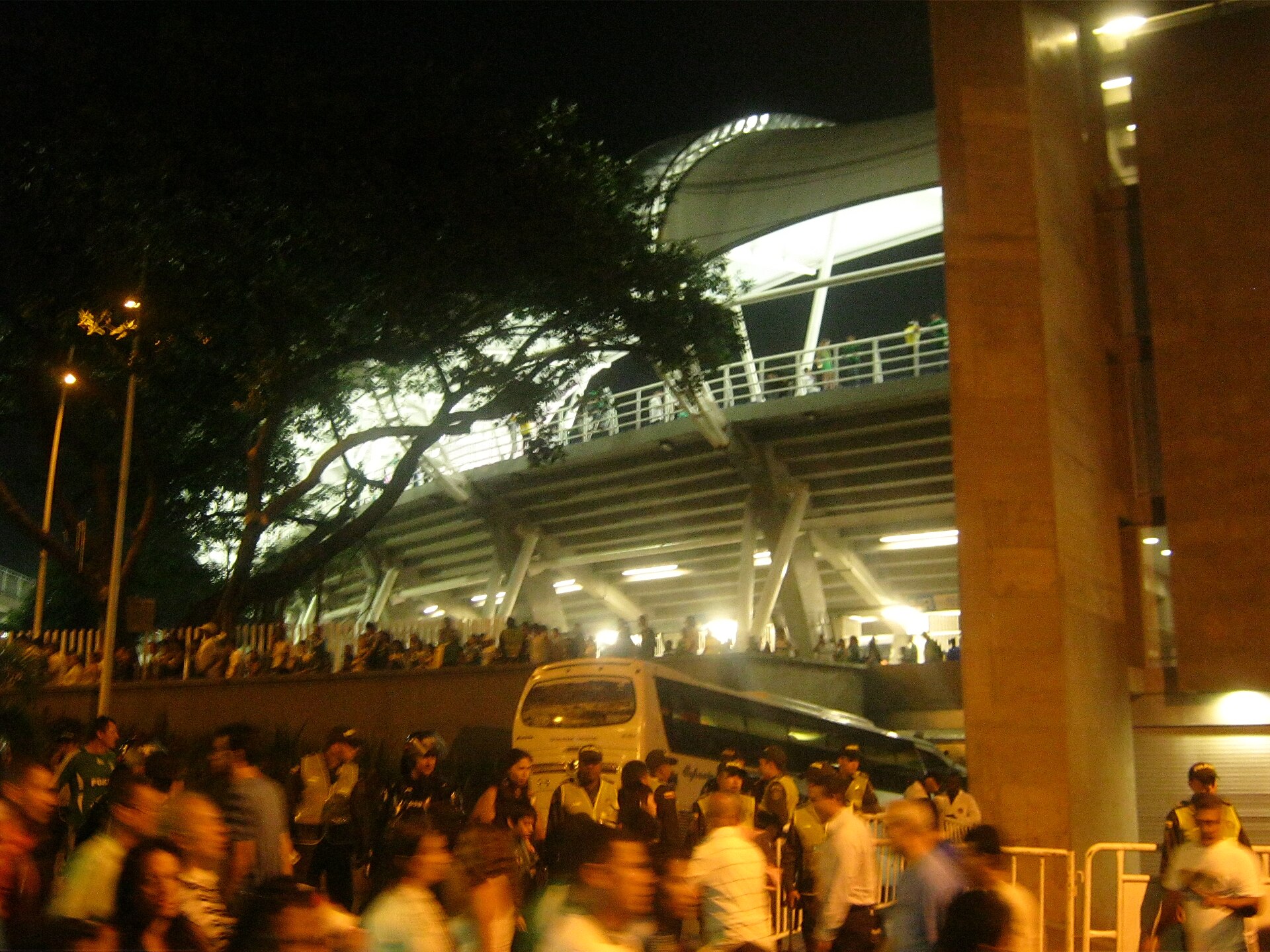 La Tribuna Norte del Estadio Olímpico Pascual Guerrero después de un partido del Deportivo Cali
