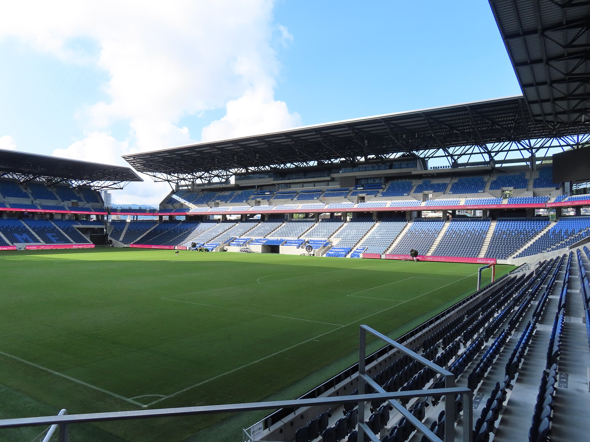 ​PEACE STADIUM Connected by SoftBank ピッチ内部