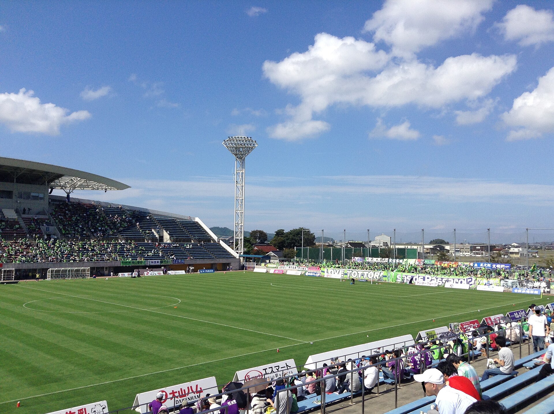 The supporter of Gainare Tottori and north side seat in Tottori Bird Stadium, J. League Division 2 ,Gainare Tottori vs Kyoto Sanga F.C., 6 October, 2013.（After correction）