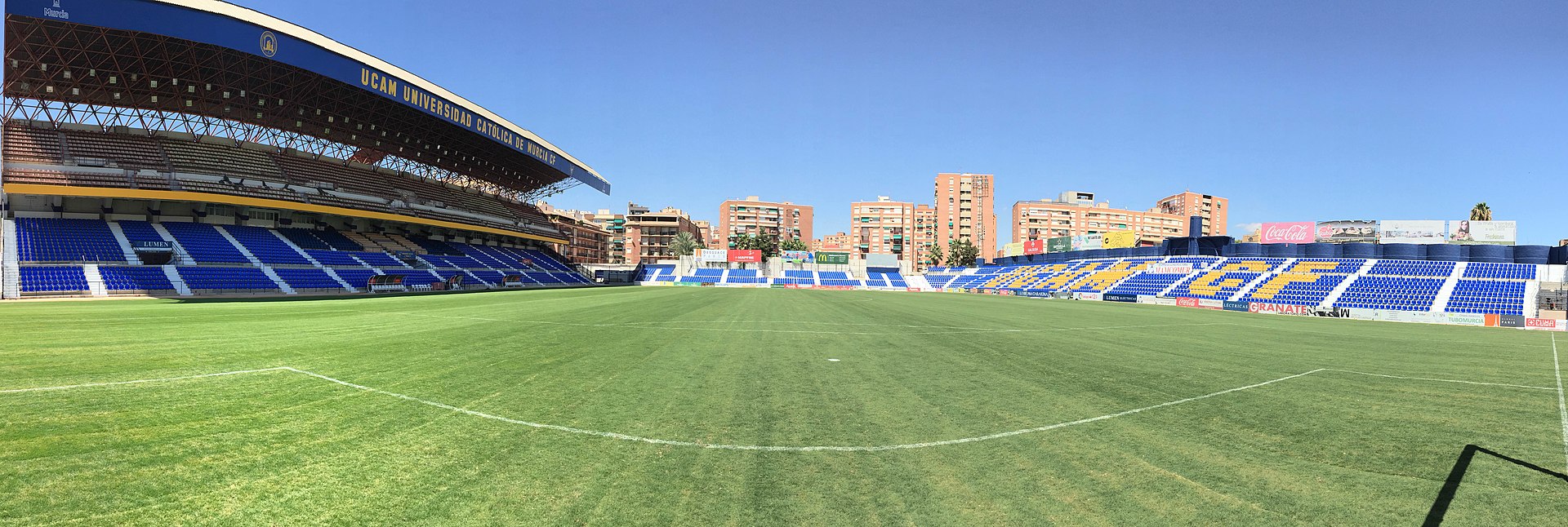 Aspecto de La Condomina tras las obras de acondicionamiento ejecutadas por el club tras el ascenso a Segunda División
