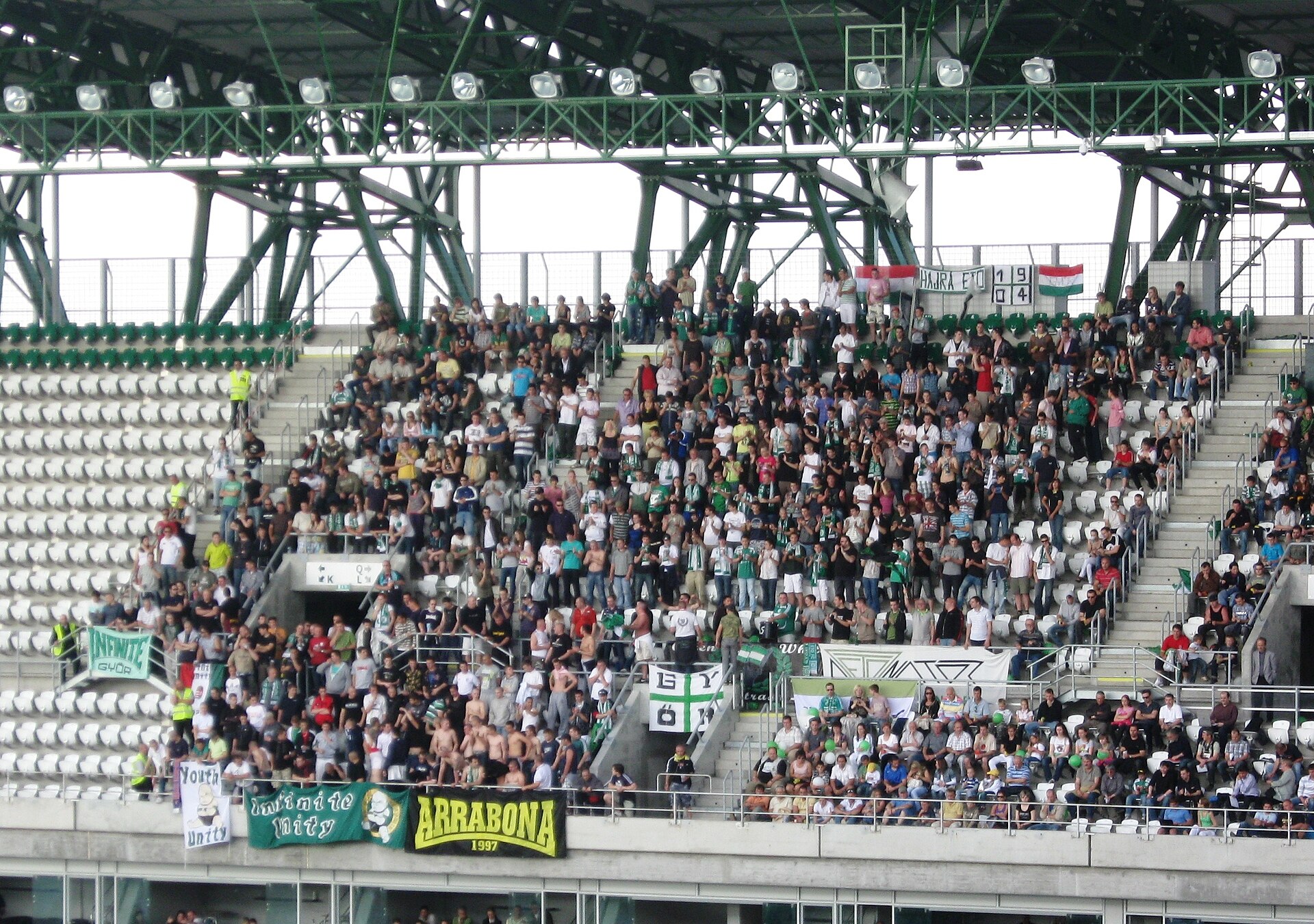 ETO fans (2010).