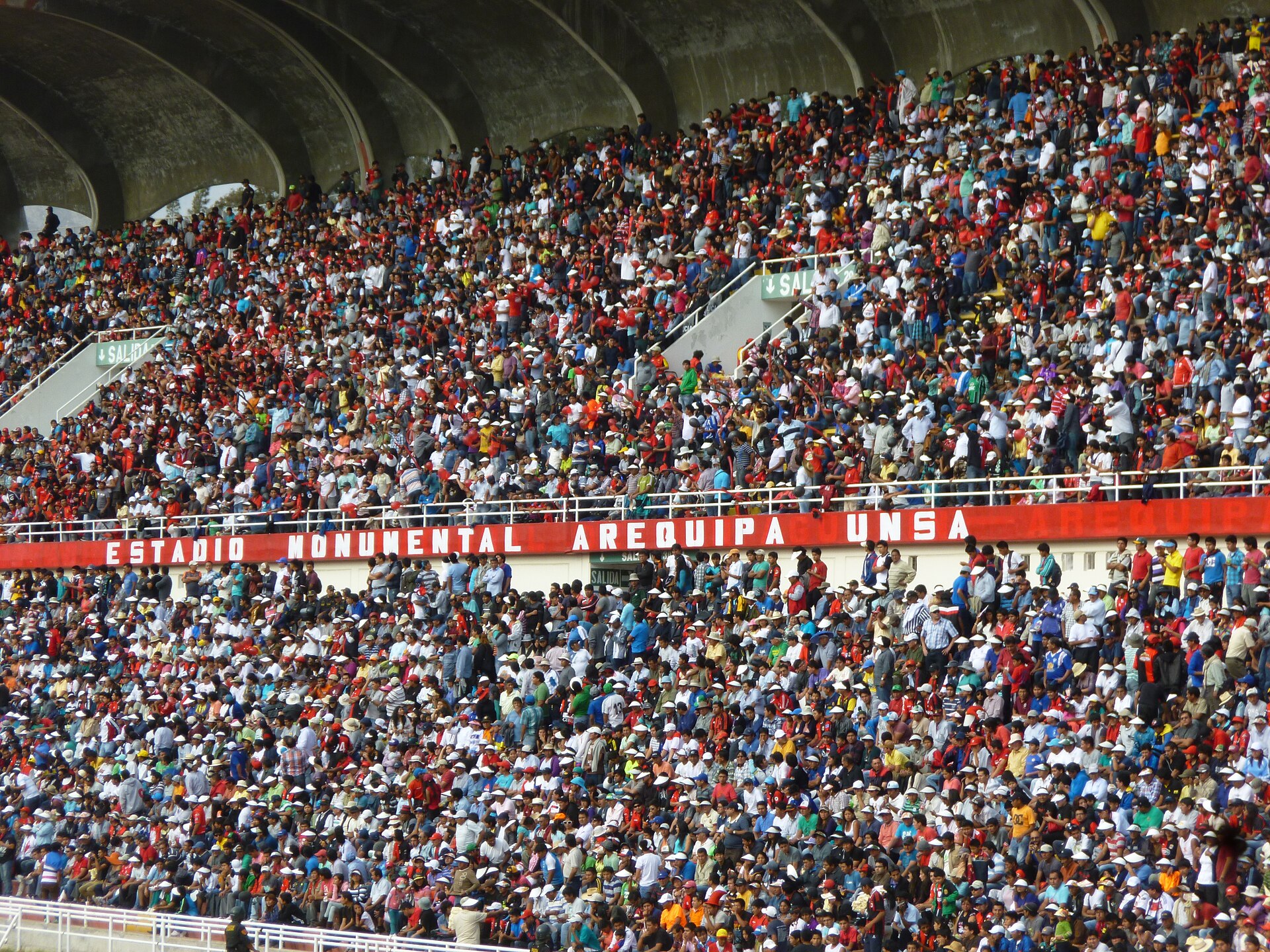 Tribuna Oriente del Estadio Monumental UNSA, Arequipa , Perú