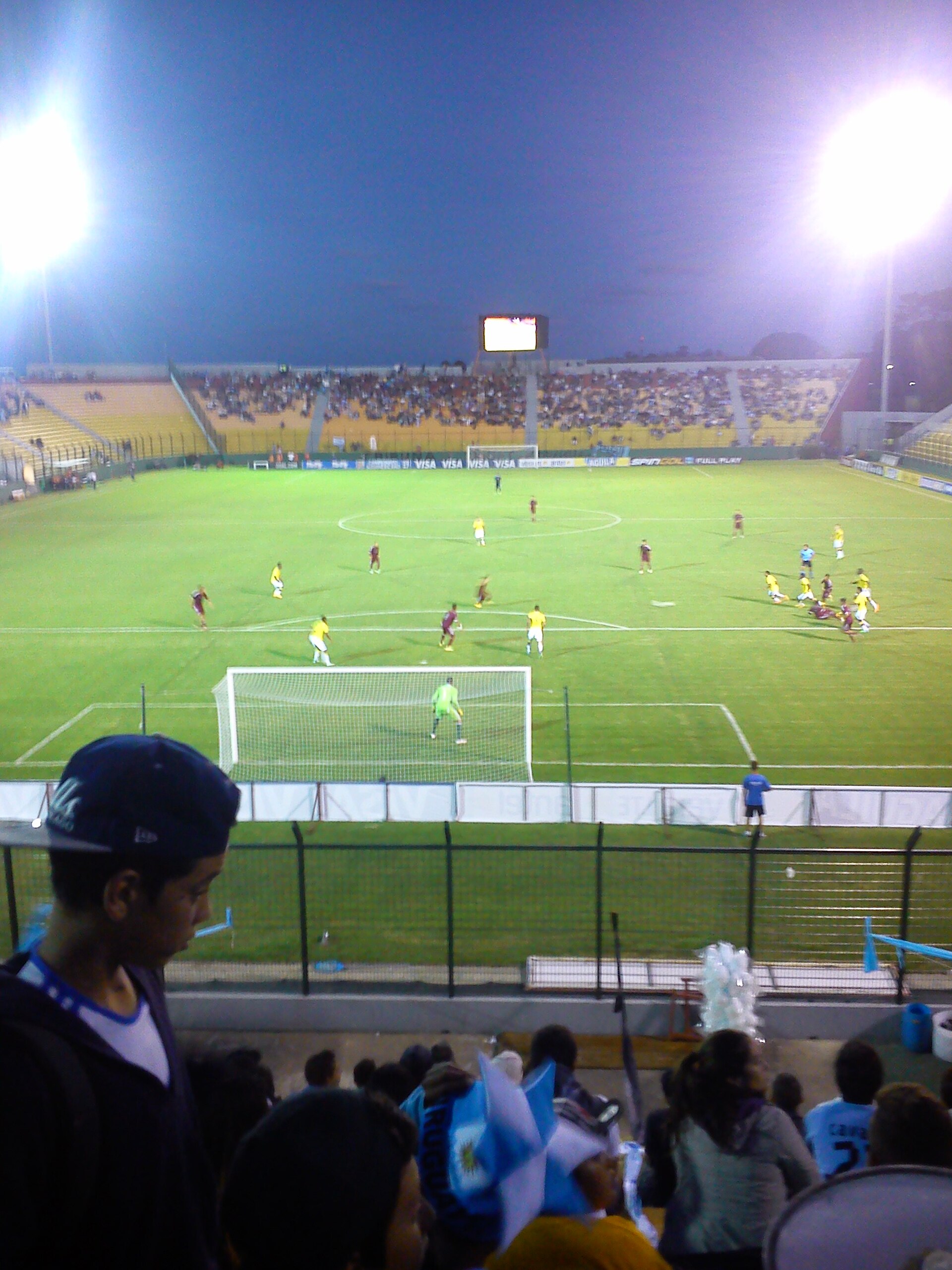 Partido entre la selección de Colombia y Venezuela durante la Sudamericano Sub-20 de 2015, disputado en el Estadio Domingo Burgueño Miguel .