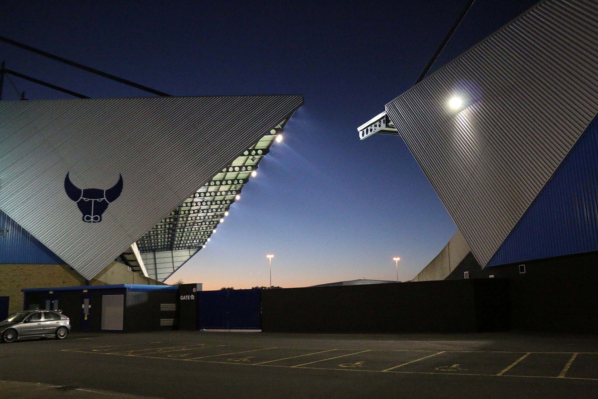 Kassam-Stadion