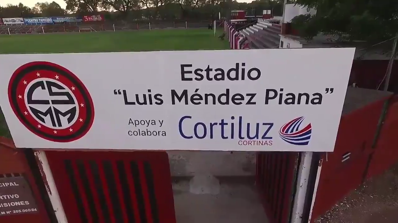 Fachada del estadio.