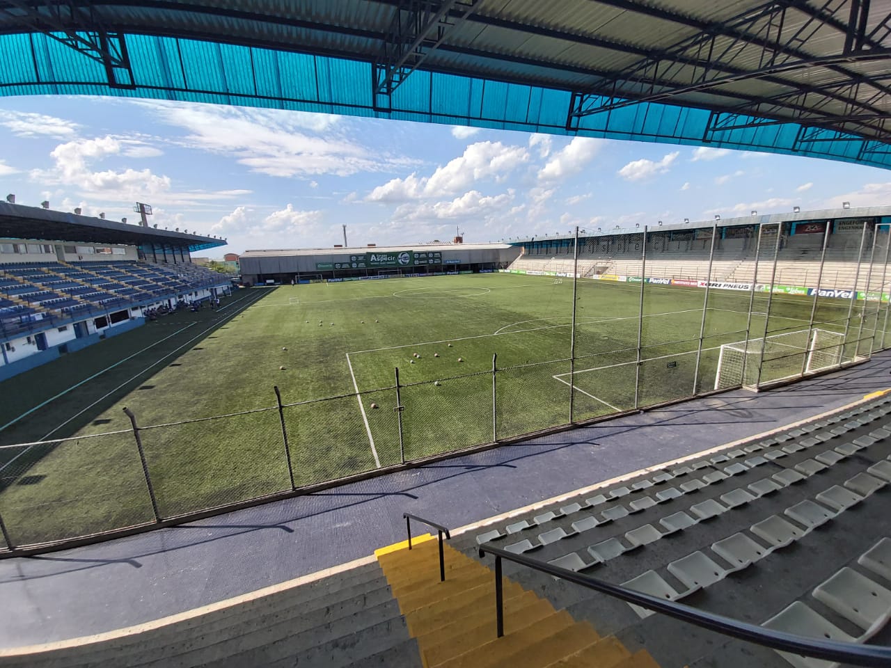 Estádio Francisco Novelletto Neto
