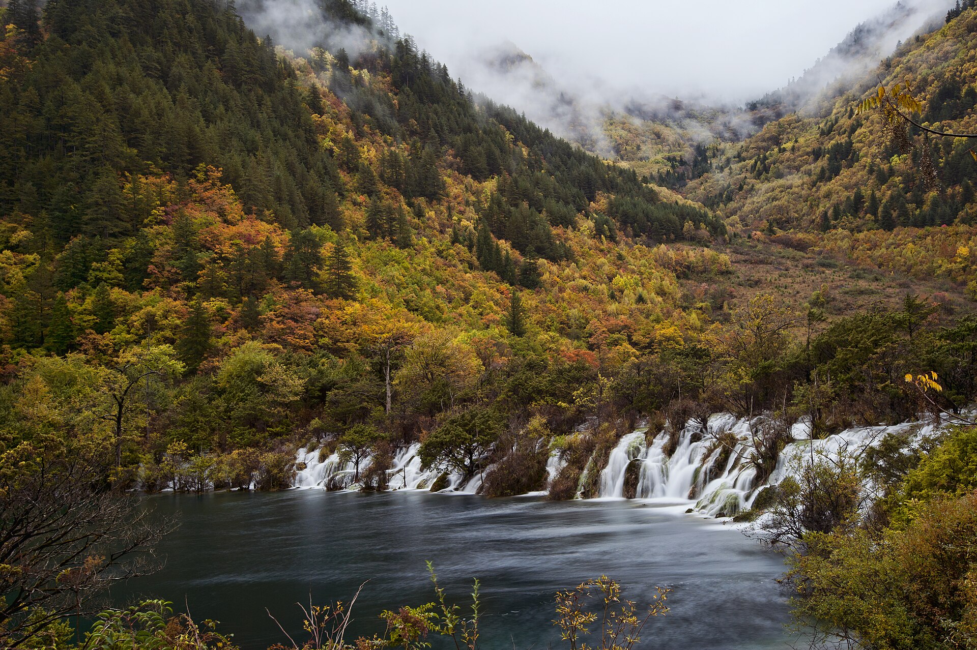 jiuzhaigou valley national park sichuan china fall autumn 2011 sleeping dragon lake 卧龙海, Wòlóng Hǎi waterfall rapids shuzheng valley 树正沟