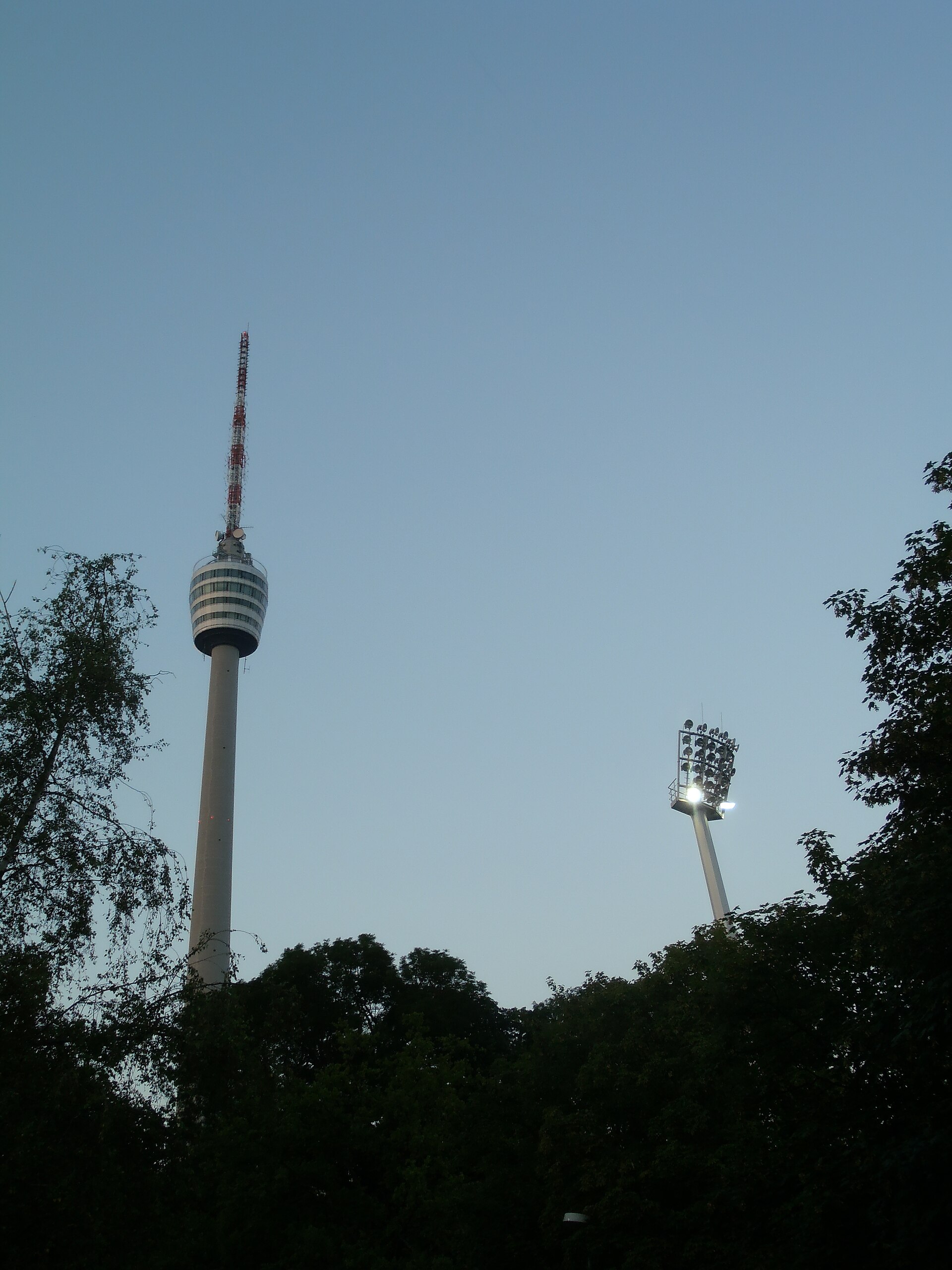 Gazi-Stadion an der Waldau