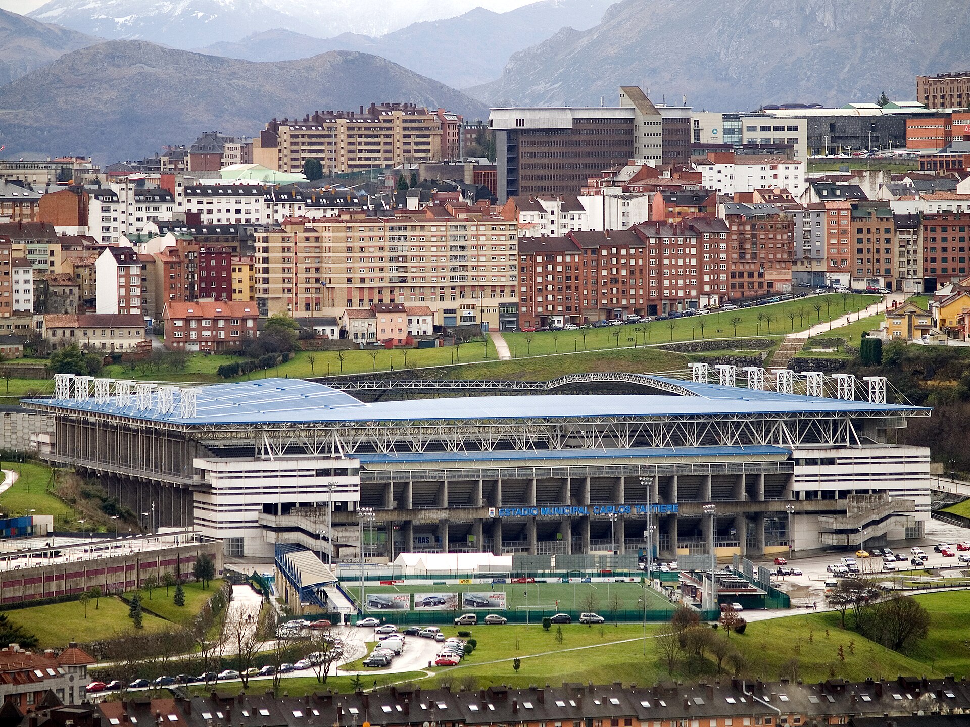 Estadio de fútbol del Real Oviedo S.A.D. (Asturias, España)
