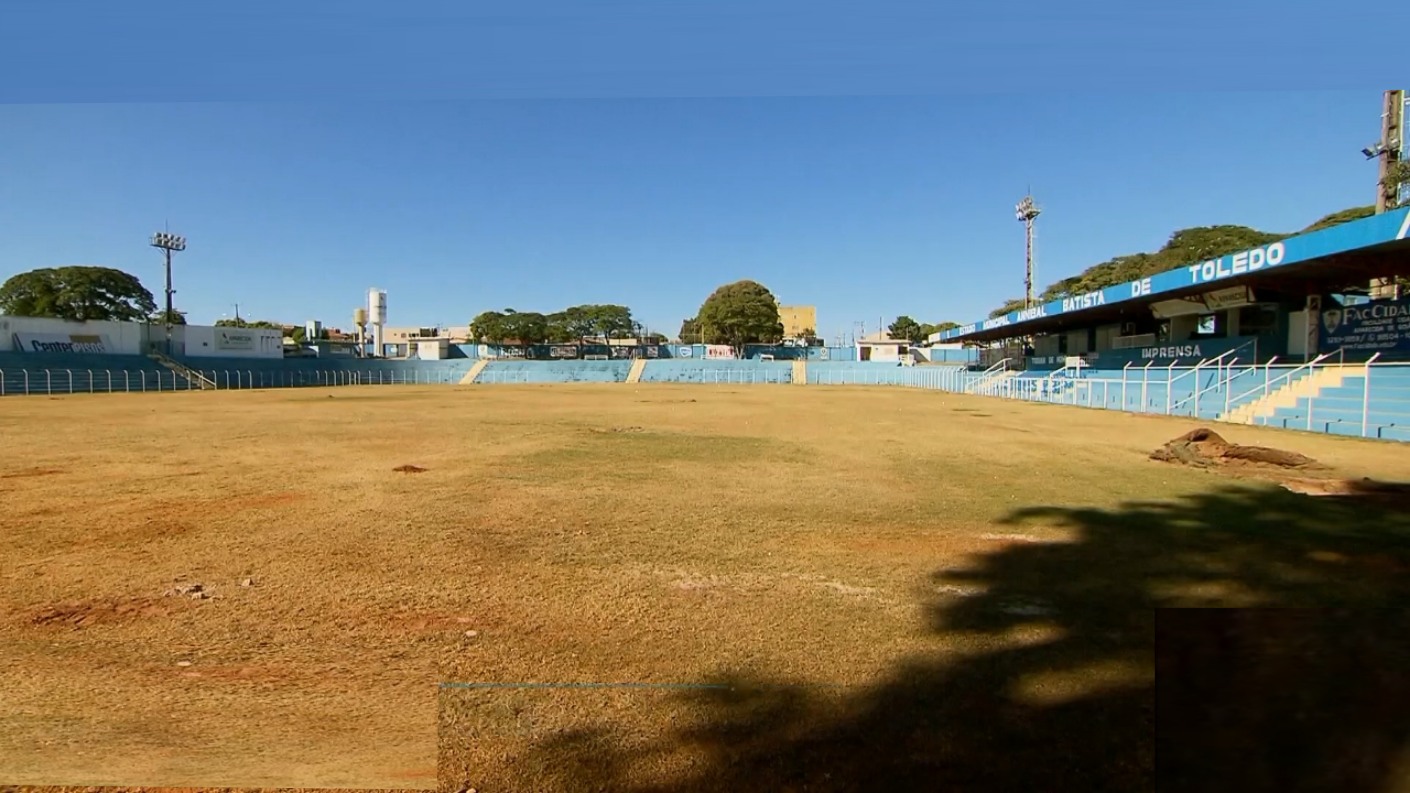 Estádio Annibal de Toledo