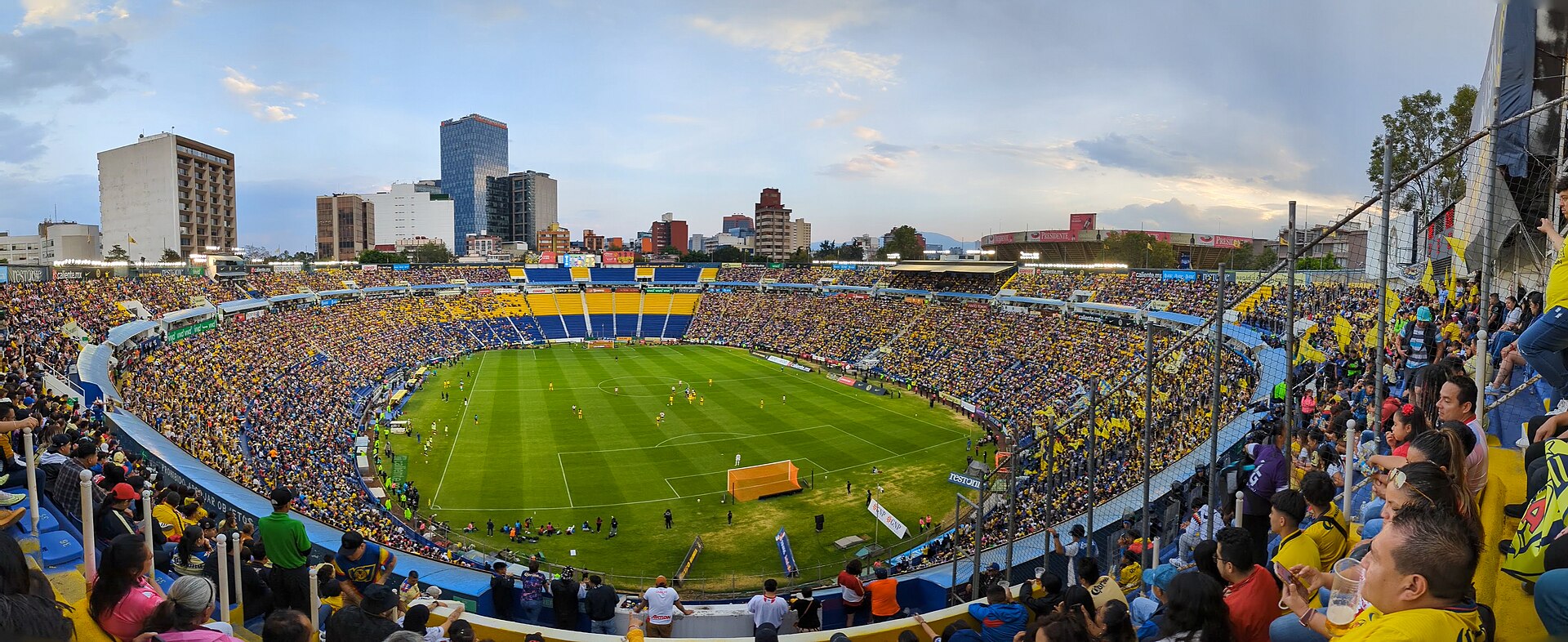 Estadio de la Ciudad de los Deportes during the semi-final América Femenil vs Chivas Femenil, Torneo Clausura 2025.