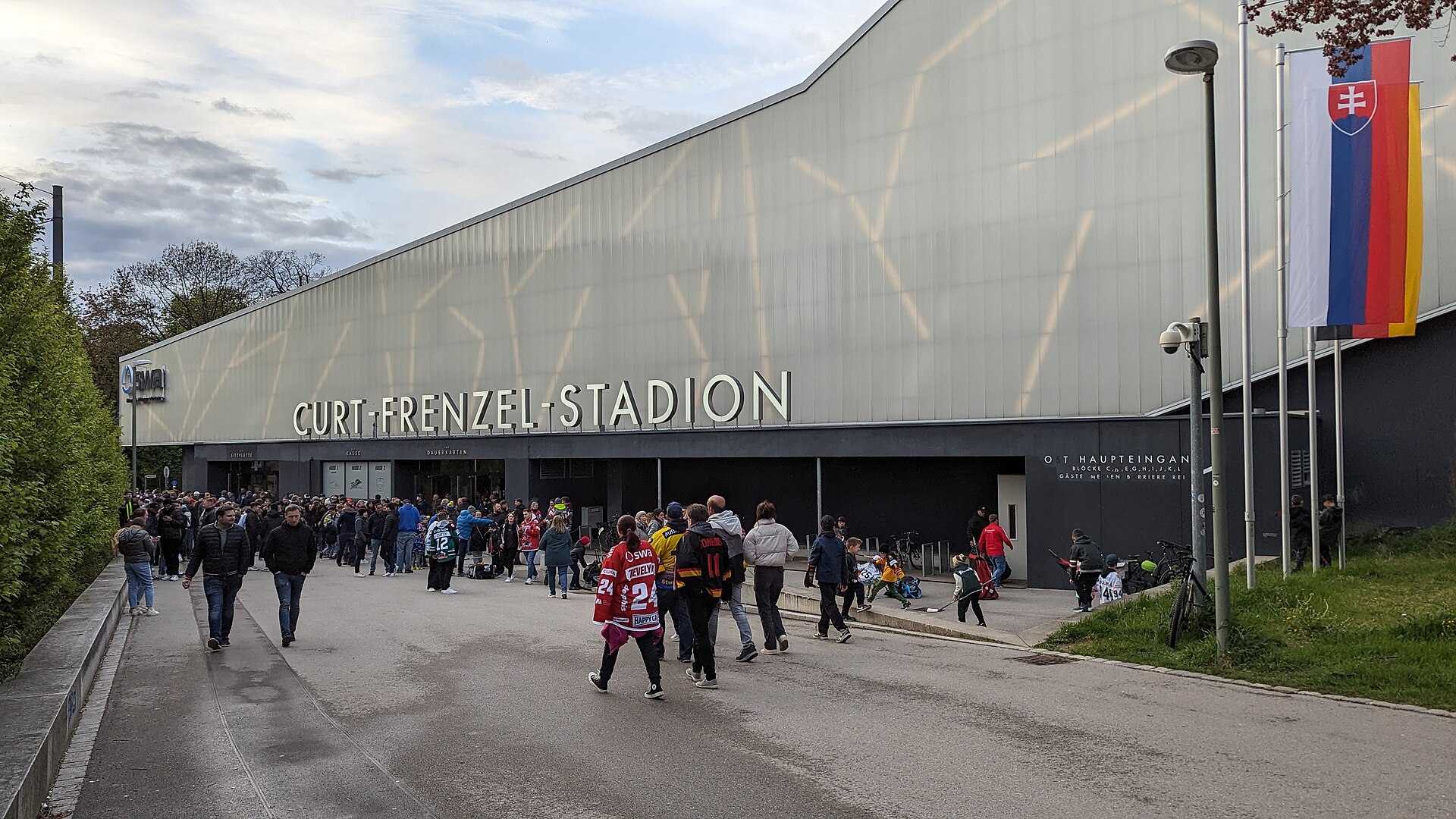 Ice Hockey preparation match in Augsburg in preparation for the 2024 Ice Hockey World Championships: Germany vs. Slovakia (4:5 after over-time)