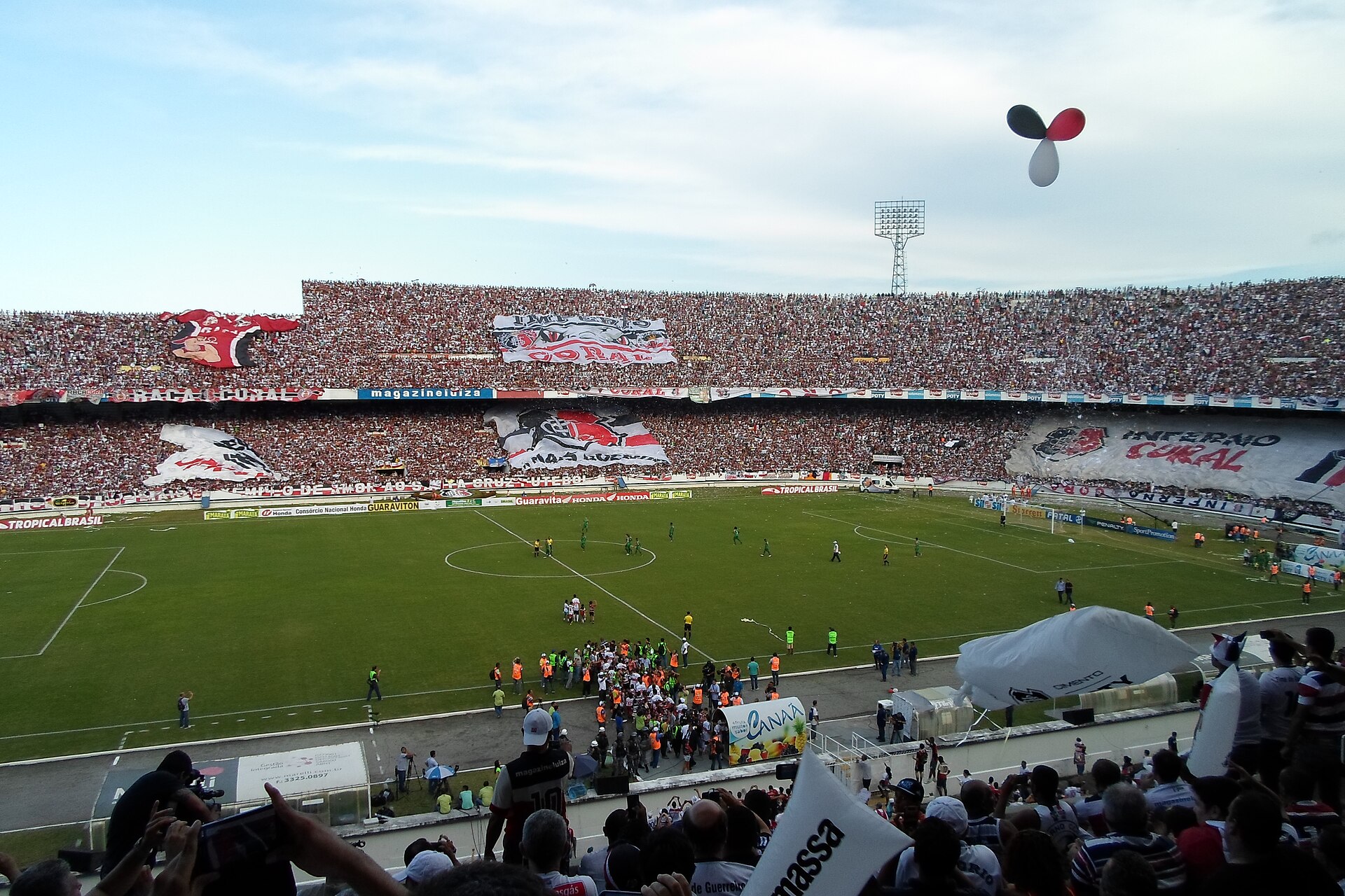 Estádio do Arruda durante a partida entre Santa Cruz e Betim, válida pela Série C do Campeonato Brasileiro de 2013.
