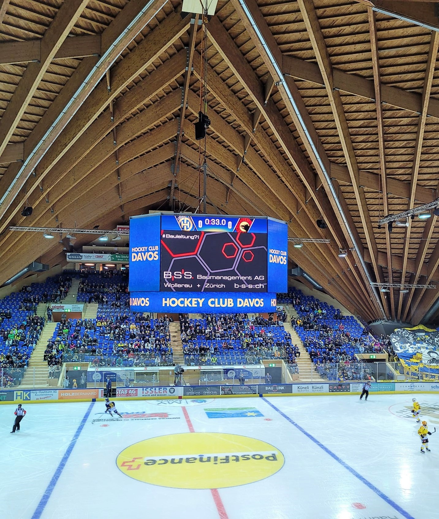 Neuer Video-Würfel im Eisstadion Davos ab 2021