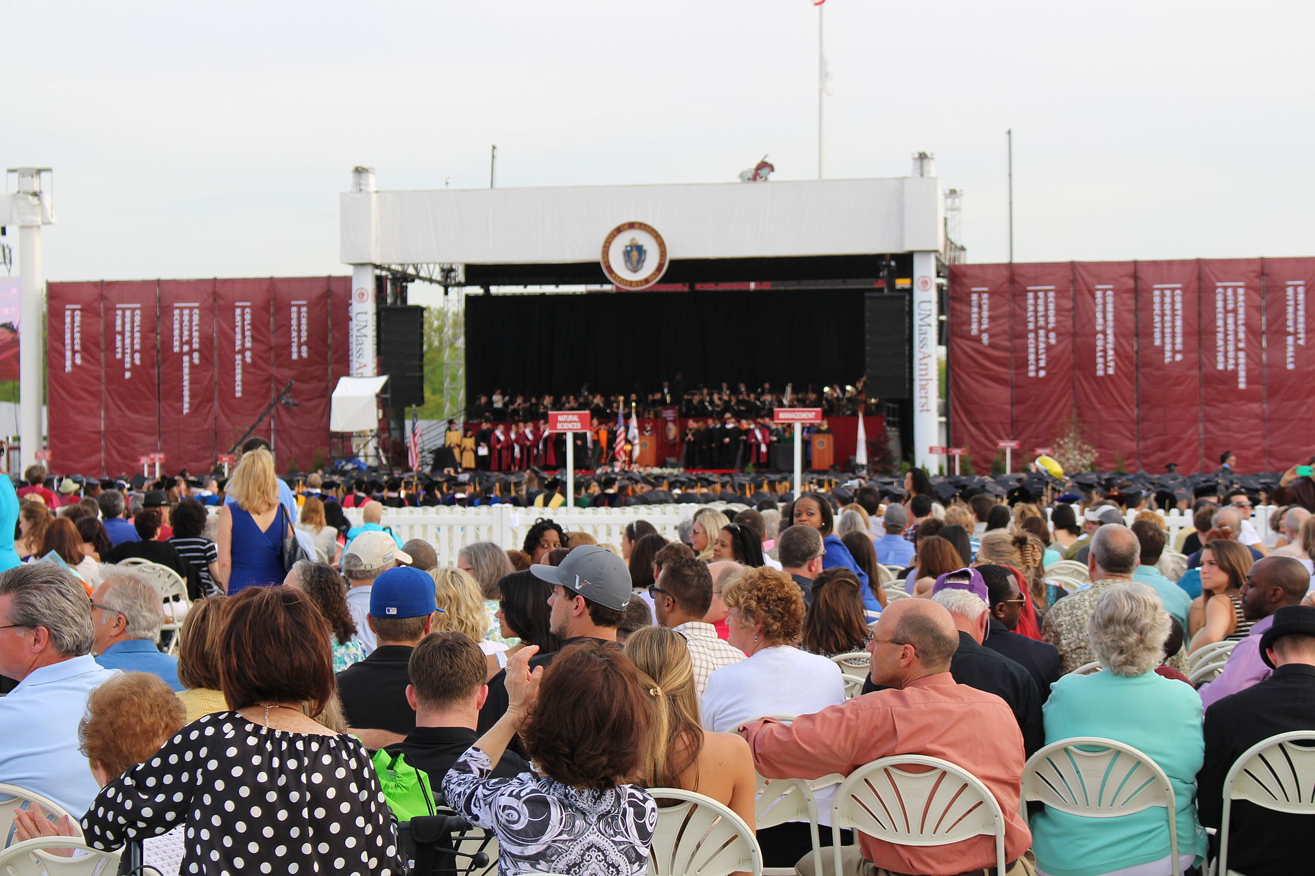 Warren McGuirk Alumni Stadium, Hadley, Vereinigte Staaten