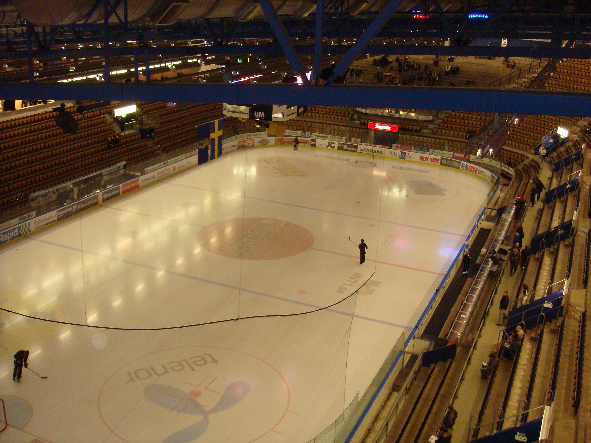 Kinnarps Arena from the Skybar above the south stand during the Elitserien game HV71-Frölunda HC (2-3).