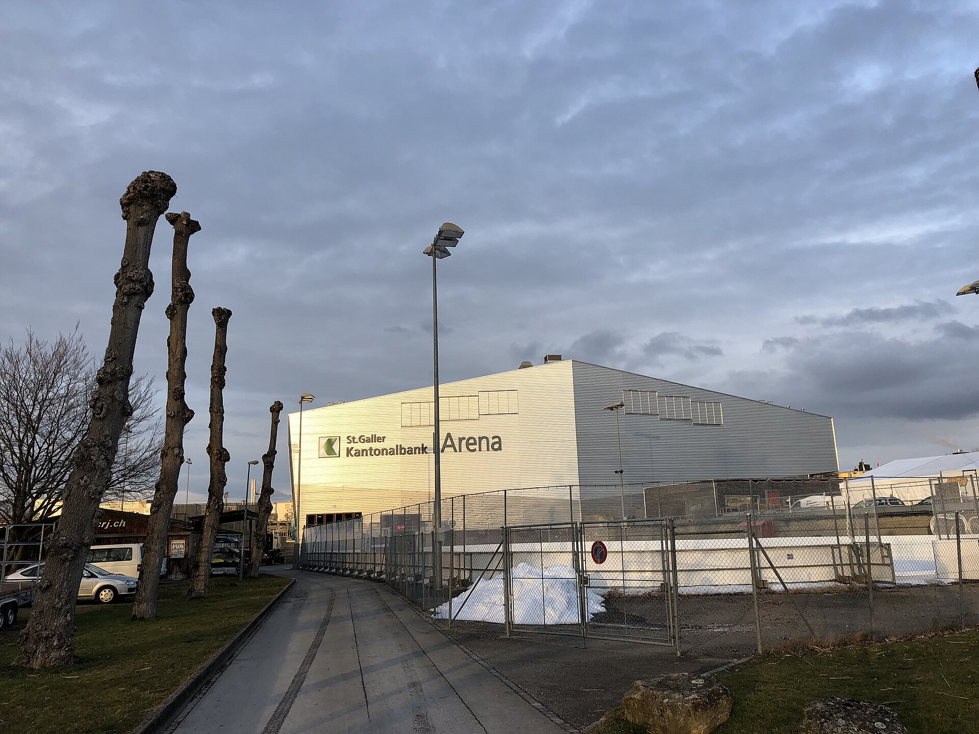St. Galler Kantonalbank Arena – ice hockey stadium in Rapperswil