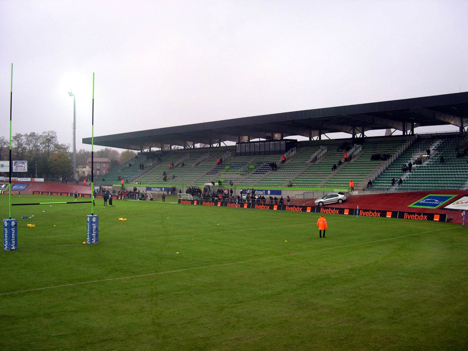 Nouvelle tribune présidentielle, "Tribune Patrick Bardot", inaugurée le 24 novembre 2007.